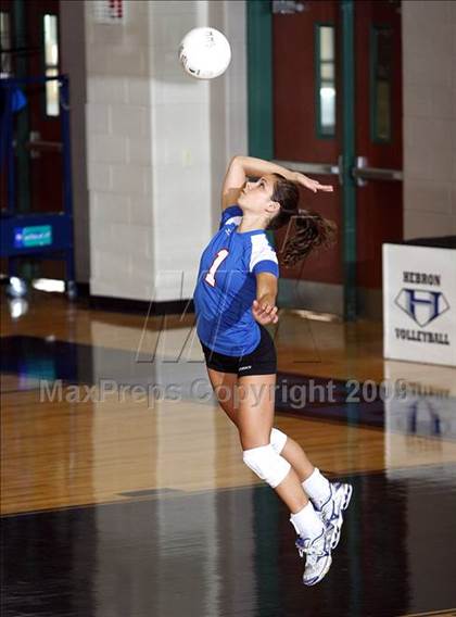 Thumbnail 2 in Pearce @ Hebron photogallery.