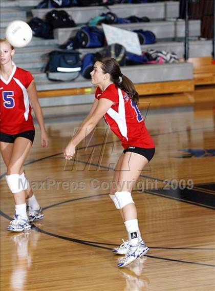 Thumbnail 1 in Pearce @ Hebron photogallery.
