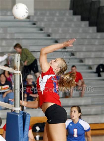 Thumbnail 3 in Pearce @ Hebron photogallery.