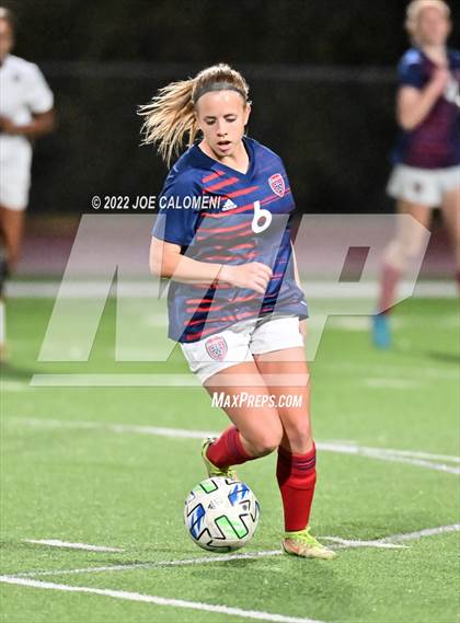 Thumbnail 3 in Wimberley vs Davenport (UIL 4A Region 4 Regional Semifinal) photogallery.