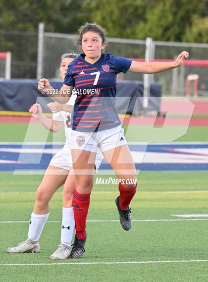 Thumbnail 1 in Wimberley vs Davenport (UIL 4A Region 4 Regional Semifinal) photogallery.