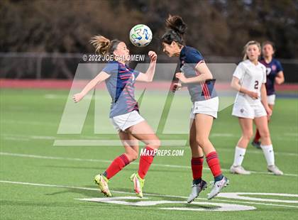 Thumbnail 3 in Wimberley vs Davenport (UIL 4A Region 4 Regional Semifinal) photogallery.