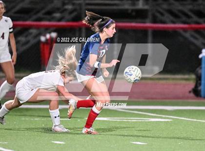 Thumbnail 3 in Wimberley vs Davenport (UIL 4A Region 4 Regional Semifinal) photogallery.