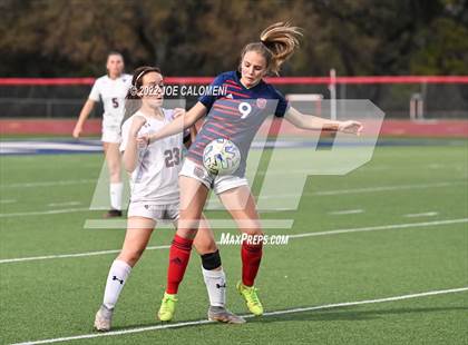Thumbnail 1 in Wimberley vs Davenport (UIL 4A Region 4 Regional Semifinal) photogallery.
