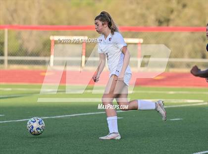 Thumbnail 1 in Wimberley vs Davenport (UIL 4A Region 4 Regional Semifinal) photogallery.