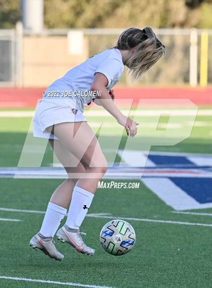 Thumbnail 3 in Wimberley vs Davenport (UIL 4A Region 4 Regional Semifinal) photogallery.