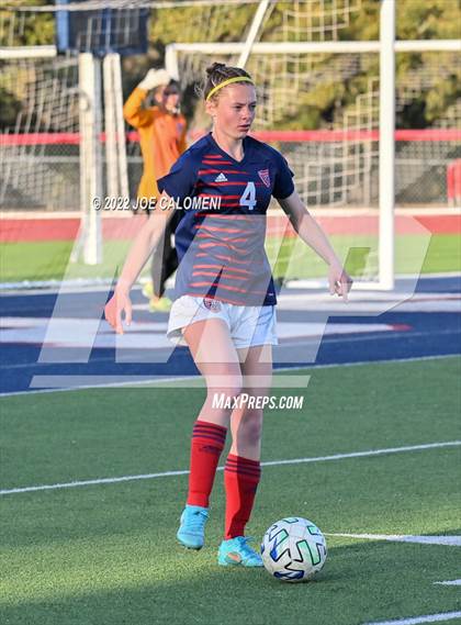 Thumbnail 1 in Wimberley vs Davenport (UIL 4A Region 4 Regional Semifinal) photogallery.