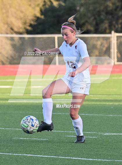 Thumbnail 1 in Wimberley vs Davenport (UIL 4A Region 4 Regional Semifinal) photogallery.
