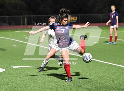 Thumbnail 1 in Wimberley vs Davenport (UIL 4A Region 4 Regional Semifinal) photogallery.
