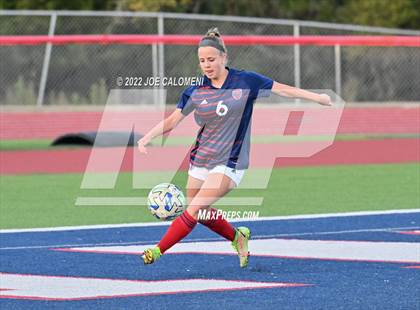Thumbnail 2 in Wimberley vs Davenport (UIL 4A Region 4 Regional Semifinal) photogallery.