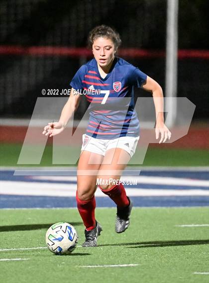 Thumbnail 3 in Wimberley vs Davenport (UIL 4A Region 4 Regional Semifinal) photogallery.