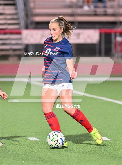 Thumbnail 3 in Wimberley vs Davenport (UIL 4A Region 4 Regional Semifinal) photogallery.