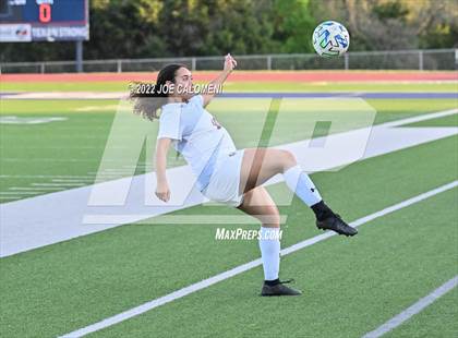 Thumbnail 2 in Wimberley vs Davenport (UIL 4A Region 4 Regional Semifinal) photogallery.