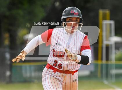 Thumbnail 2 in Wesleyan vs. George Walton Academy photogallery.