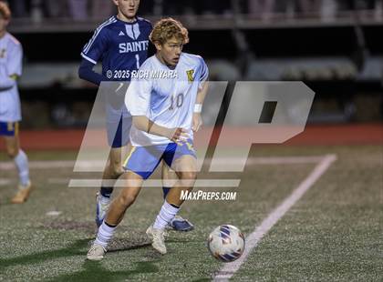 Thumbnail 2 in St. Thomas Aquinas vs. Kearsarge (NHIAA D3 Final) photogallery.