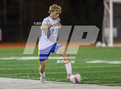 Thumbnail 1 in St. Thomas Aquinas vs. Kearsarge (NHIAA D3 Final) photogallery.