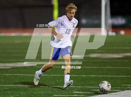 Thumbnail 1 in St. Thomas Aquinas vs. Kearsarge (NHIAA D3 Final) photogallery.