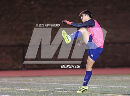 Thumbnail 3 in St. Thomas Aquinas vs. Kearsarge (NHIAA D3 Final) photogallery.