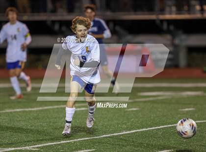 Thumbnail 1 in St. Thomas Aquinas vs. Kearsarge (NHIAA D3 Final) photogallery.