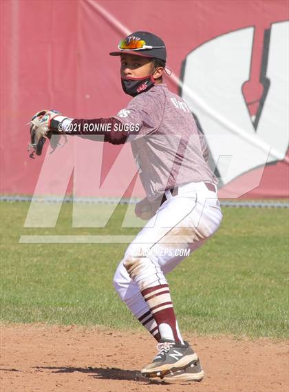 Thumbnail 3 in Enfield @ Windsor (Scrimmage) photogallery.