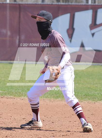 Thumbnail 1 in Enfield @ Windsor (Scrimmage) photogallery.