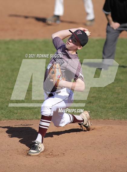 Thumbnail 3 in Enfield @ Windsor (Scrimmage) photogallery.