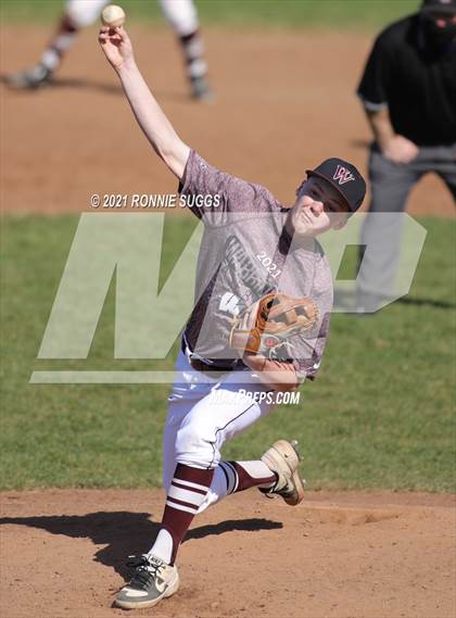 Thumbnail 1 in Enfield @ Windsor (Scrimmage) photogallery.