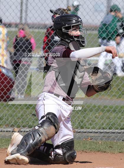 Thumbnail 2 in Enfield @ Windsor (Scrimmage) photogallery.