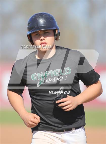 Thumbnail 2 in Enfield @ Windsor (Scrimmage) photogallery.