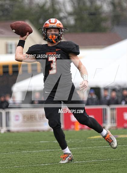 Thumbnail 2 in Greenback vs. Cornersville (TSSAA Division I Class 1A Final)  photogallery.