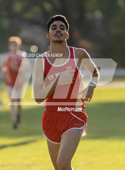 Thumbnail 1 in Cypress Park Cross Country Invite photogallery.