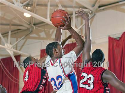 Thumbnail 3 in Kennedy @ Swett photogallery.