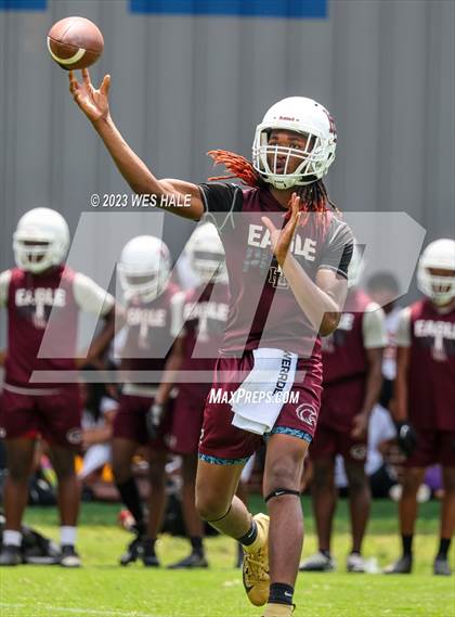 Thumbnail 2 in Lewisburg vs Horn Lake (U of Memphis 7v7) photogallery.