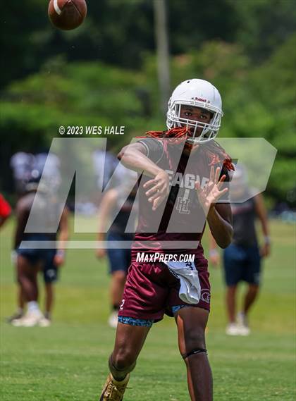 Thumbnail 3 in Lewisburg vs Horn Lake (U of Memphis 7v7) photogallery.
