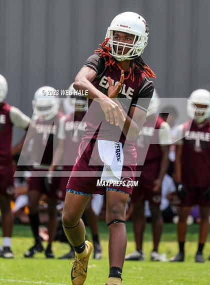 Thumbnail 3 in Lewisburg vs Horn Lake (U of Memphis 7v7) photogallery.