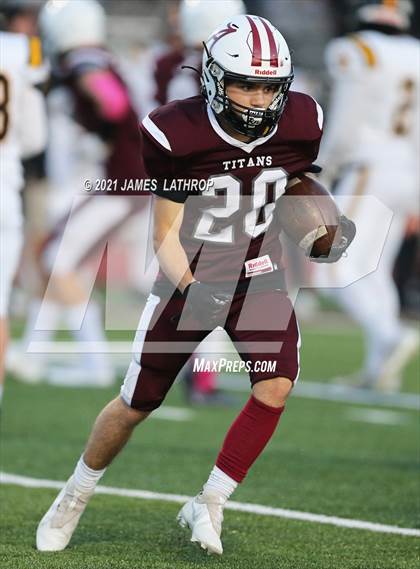 Thumbnail 2 in Greece Athena @ Greece Arcadia (NYSPHSAA Section 5 Playoff) photogallery.