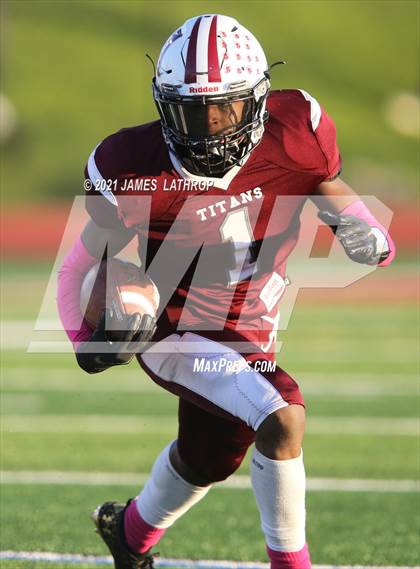 Thumbnail 1 in Greece Athena @ Greece Arcadia (NYSPHSAA Section 5 Playoff) photogallery.