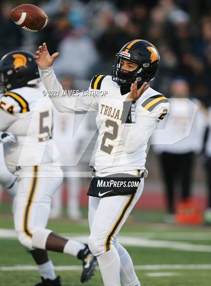 Thumbnail 2 in Greece Athena @ Greece Arcadia (NYSPHSAA Section 5 Playoff) photogallery.