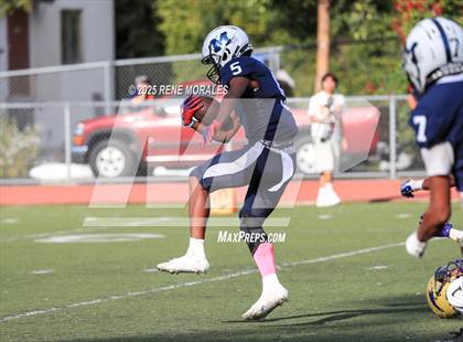 Thumbnail 3 in Franklin vs Marshall photogallery.