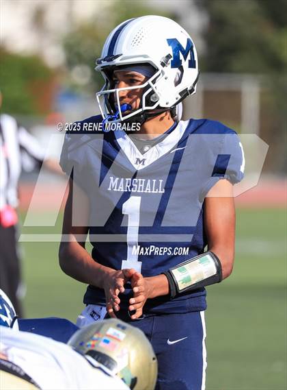 Thumbnail 2 in Franklin vs Marshall photogallery.