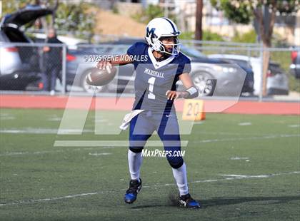 Thumbnail 1 in Franklin vs Marshall photogallery.
