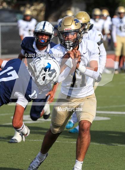 Thumbnail 1 in Franklin vs Marshall photogallery.