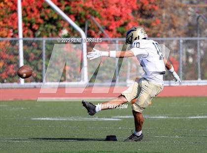 Thumbnail 3 in Franklin vs Marshall photogallery.