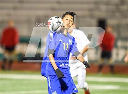 Thumbnail 3 in El Cajon Valley vs. O'Farrell (CIF SDS D5 Final) photogallery.