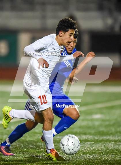 Thumbnail 1 in El Cajon Valley vs. O'Farrell (CIF SDS D5 Final) photogallery.