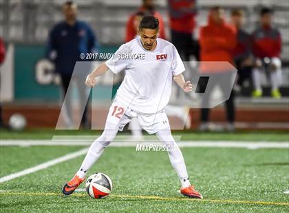 Thumbnail 1 in El Cajon Valley vs. O'Farrell (CIF SDS D5 Final) photogallery.