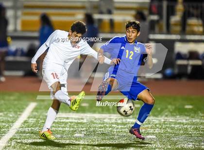 Thumbnail 3 in El Cajon Valley vs. O'Farrell (CIF SDS D5 Final) photogallery.
