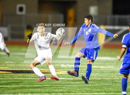 Thumbnail 1 in El Cajon Valley vs. O'Farrell (CIF SDS D5 Final) photogallery.