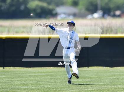 Thumbnail 1 in Parkers Chapel vs Flippin (AAA 2A State Playoff 1st Round) photogallery.