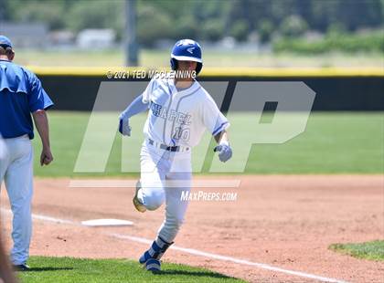 Thumbnail 2 in Parkers Chapel vs Flippin (AAA 2A State Playoff 1st Round) photogallery.